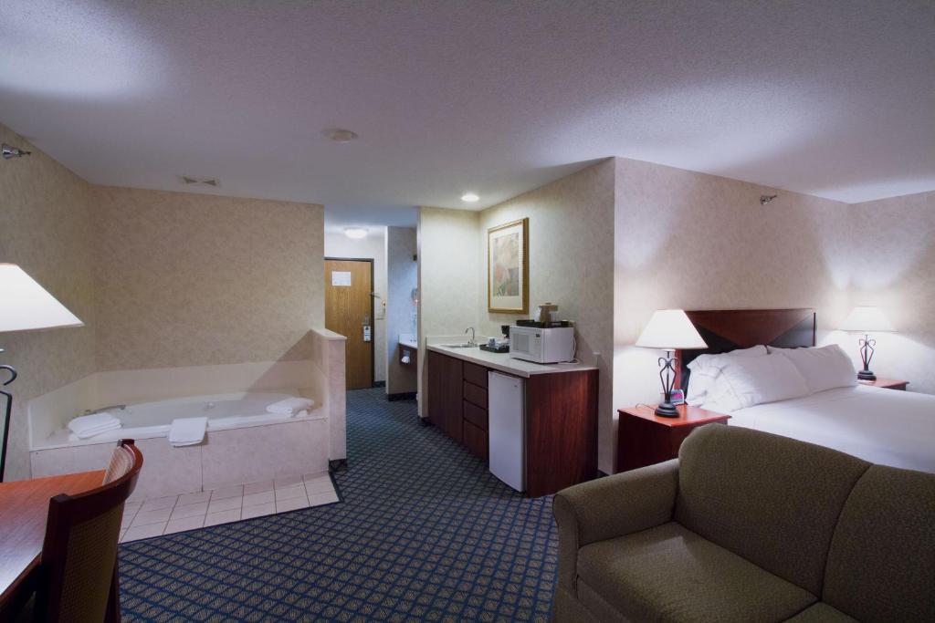 Miles City Hotel & Suites Main image 2